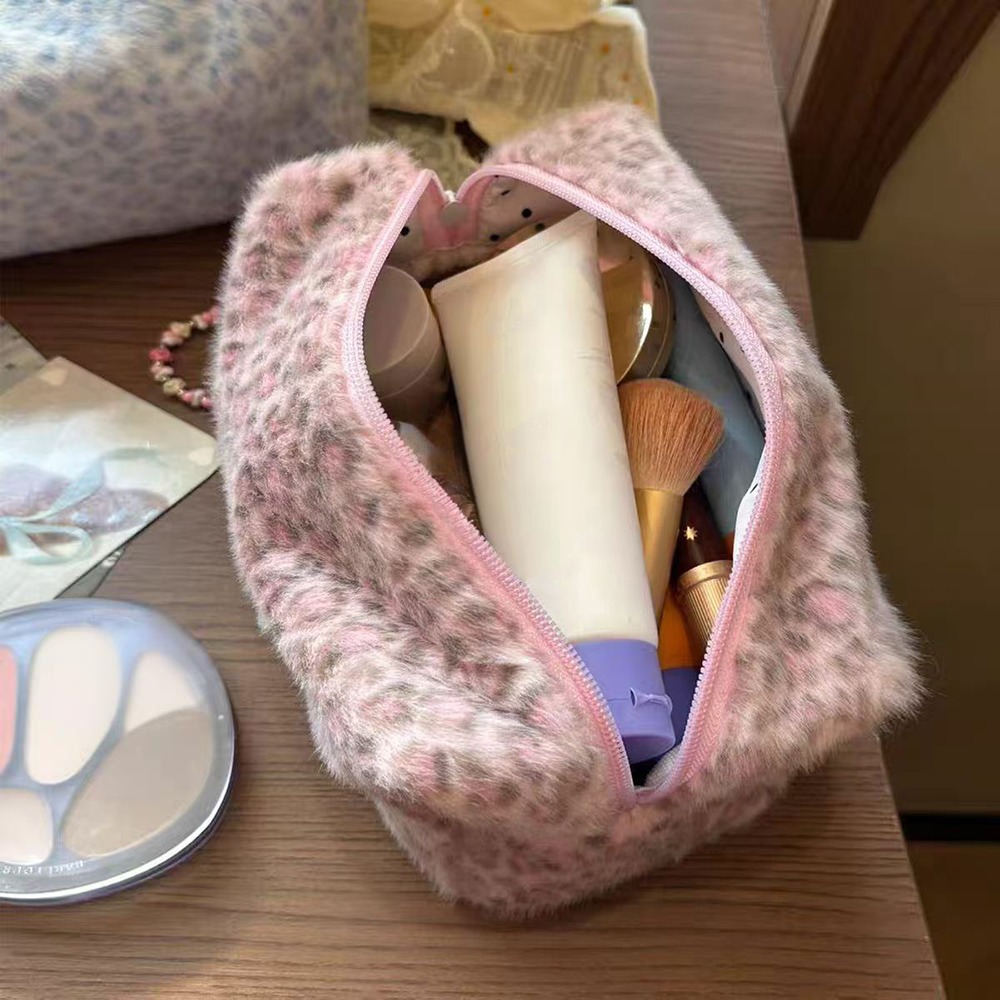 Durable Fuzzy Makeup Bag Leopa - đánh giá và giá Cosmetic Bags